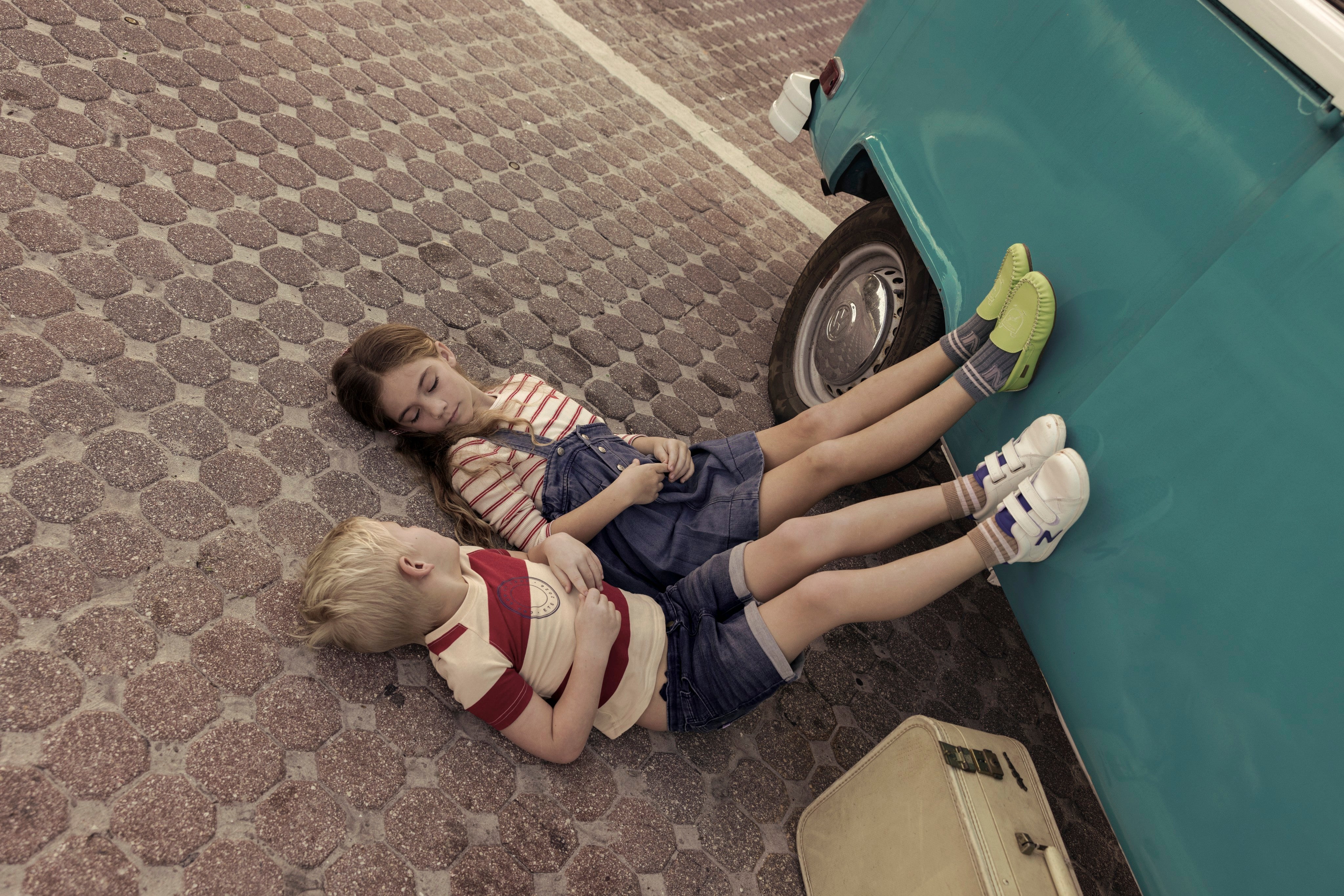 Colorblock Velcro Sneaker - Hard Sole - Zeebrakids